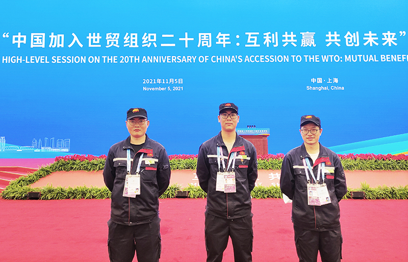 左至右：吴彬、杜杨昆、许宏林.jpg