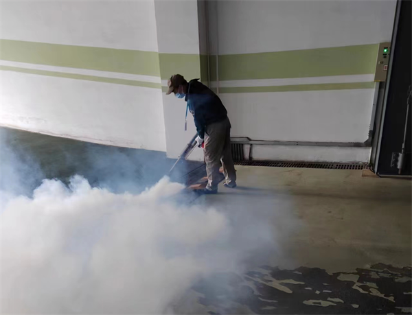 除虫灭鼠过程中的安全规范1.png